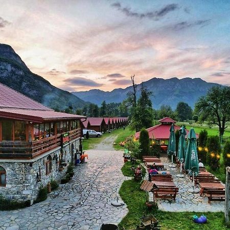 Ethno Katun Rosi Agrotourism Hotell Gusinje Exteriör bild