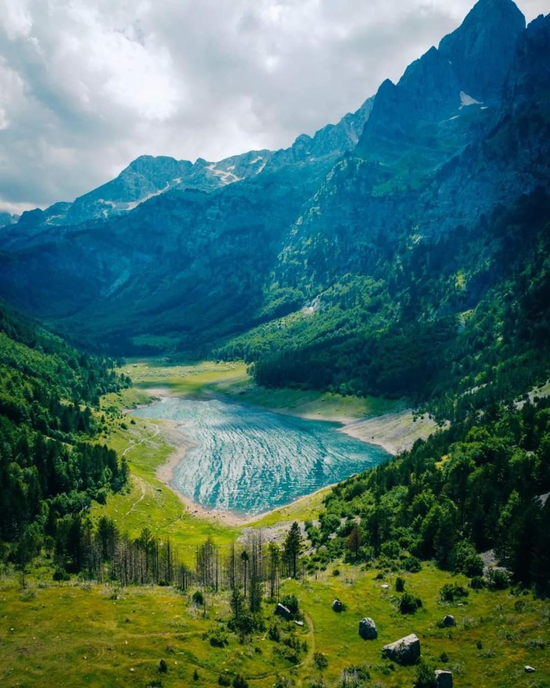 Ethno Katun Rosi Agrotourism Hotell Gusinje Exteriör bild