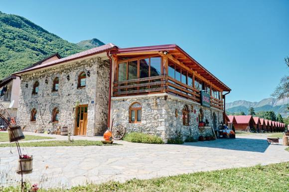 Ethno Katun Rosi Agrotourism Hotell Gusinje Exteriör bild
