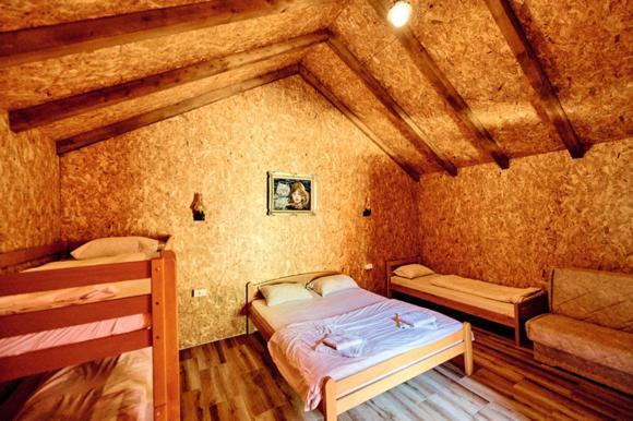 Ethno Katun Rosi Agrotourism Hotell Gusinje Exteriör bild