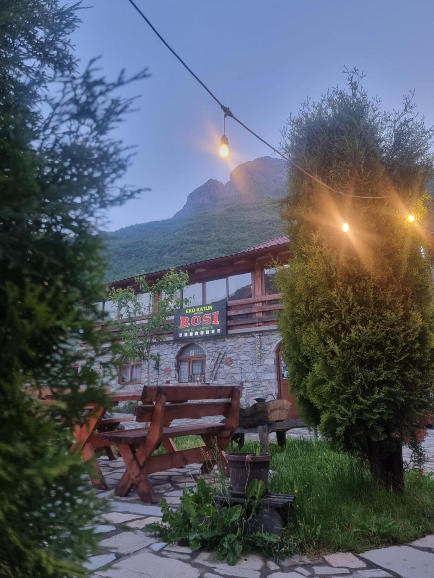 Ethno Katun Rosi Agrotourism Hotell Gusinje Exteriör bild